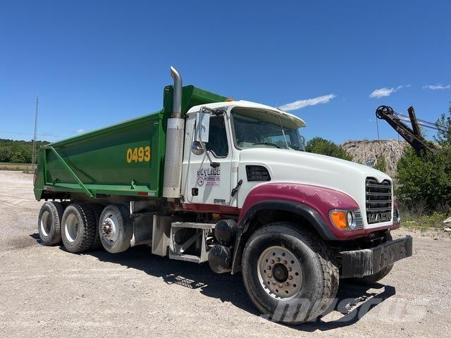 Mack CV713 Kiper kamioni