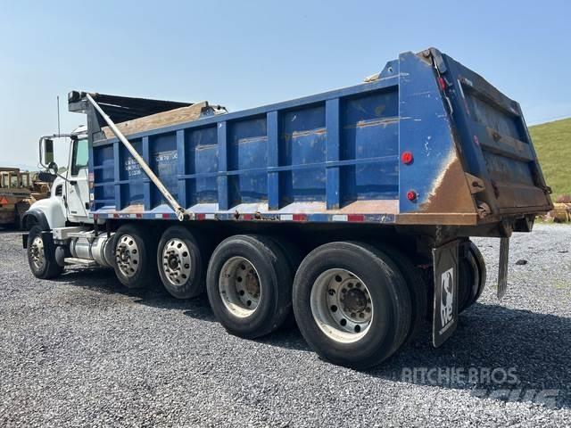 Mack CV713 Kiper kamioni