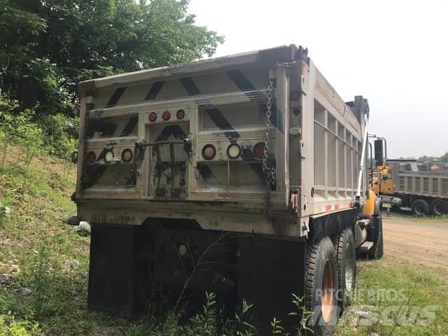 Mack CV713 Kiper kamioni
