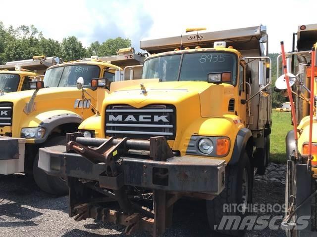 Mack CV713 Sniježne daske i  plugovi