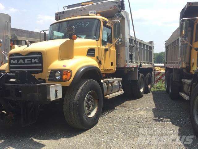 Mack CV713 Sniježne daske i  plugovi