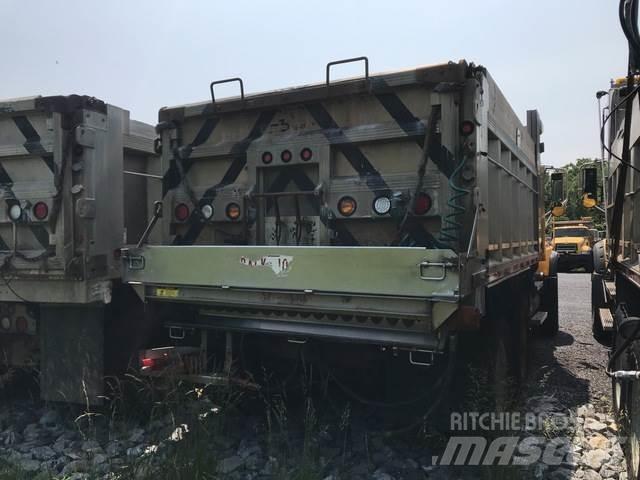 Mack CV713 Sniježne daske i  plugovi