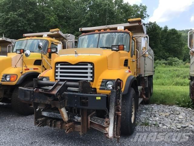 Mack CV713 Sniježne daske i  plugovi