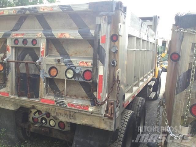 Mack CV713 Kiper kamioni