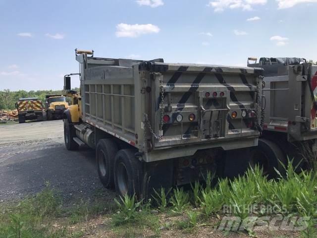 Mack CV713 Sniježne daske i  plugovi
