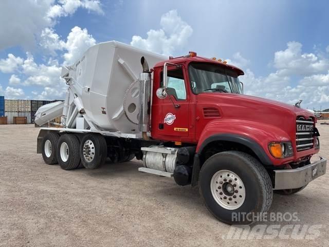 Mack CV713 Ostali kamioni