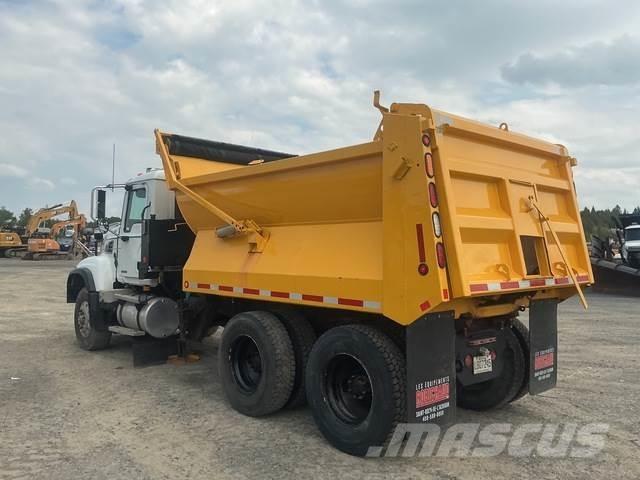 Mack CV713 Sniježne daske i  plugovi