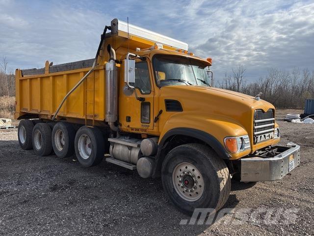 Mack CV713 Kiper kamioni
