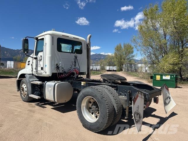 Mack CXU612 Traktorske jedinice