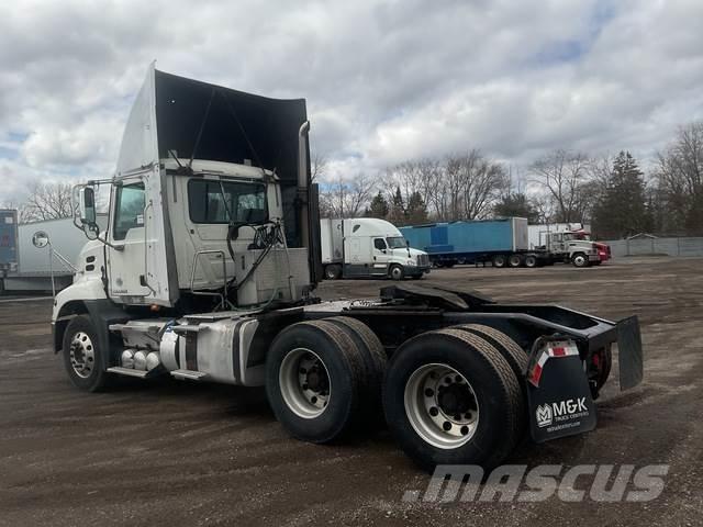 Mack CXU613 Traktorske jedinice