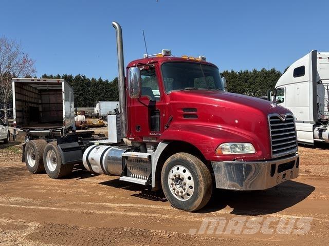 Mack CXU613 Traktorske jedinice