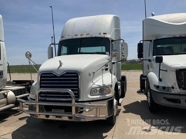 Mack CXU613 Traktorske jedinice