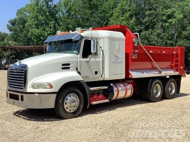 Mack CXU613 Kiper kamioni
