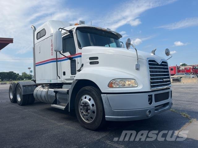 Mack CXU613 Traktorske jedinice