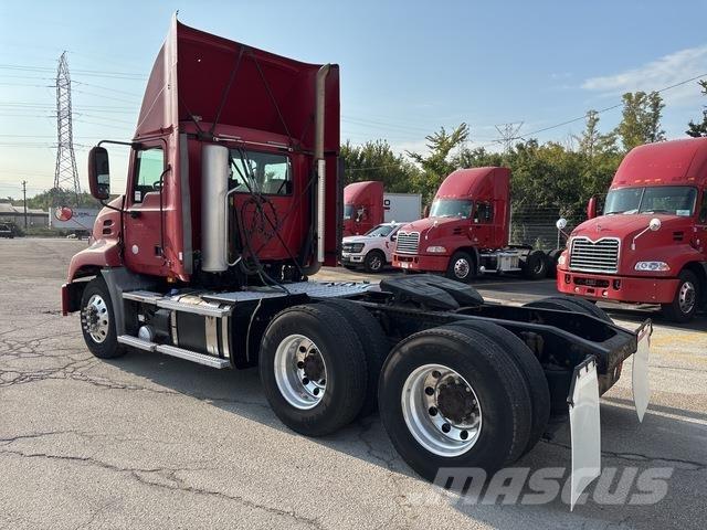 Mack CXU613 Traktorske jedinice