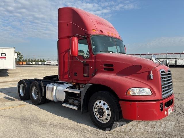 Mack CXU613 Traktorske jedinice