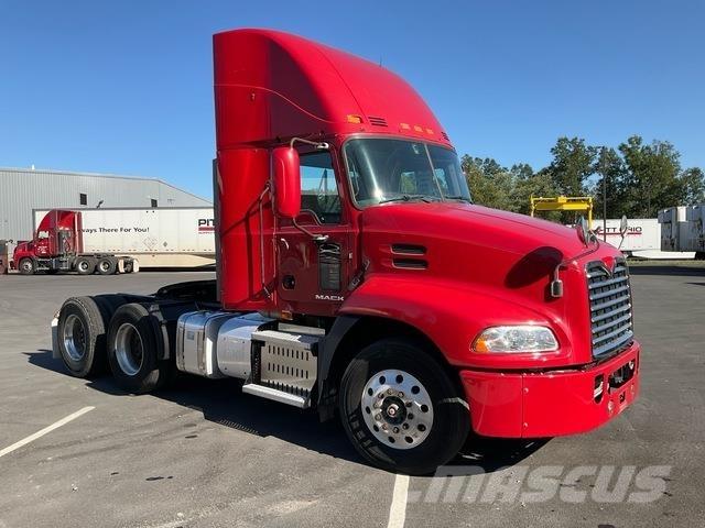 Mack CXU613 Traktorske jedinice