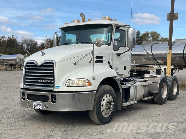Mack CXU613 Traktorske jedinice