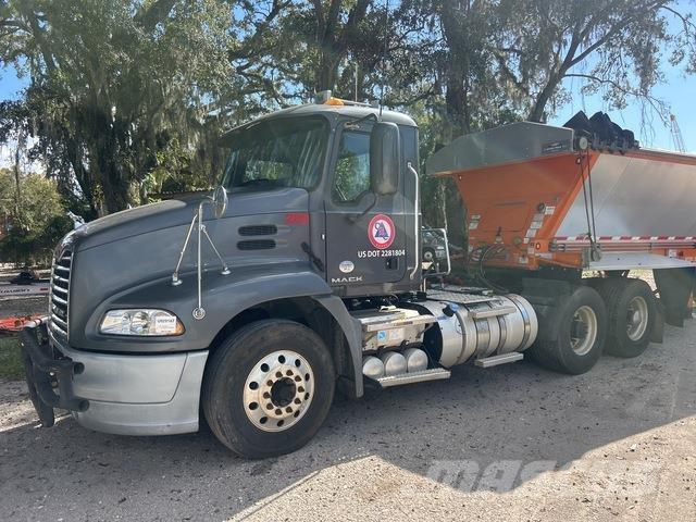 Mack CXU613 Traktorske jedinice