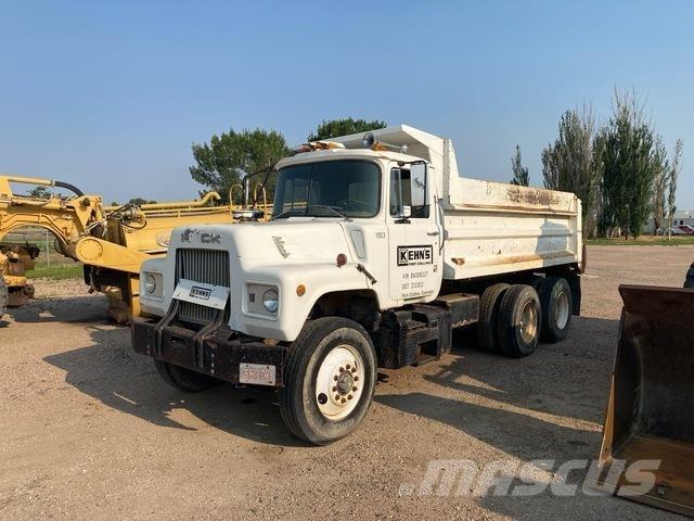 Mack DM686S Kiper kamioni