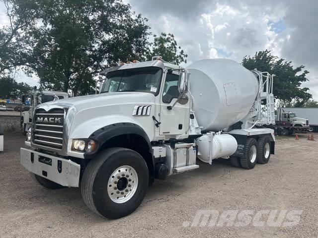 Mack GR64F Ostali kamioni
