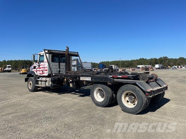 Mack GU533 Rol kiper kamioni s kukama za dizanje