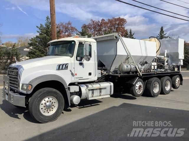 Mack GU713 Kamioni mikseri za beton