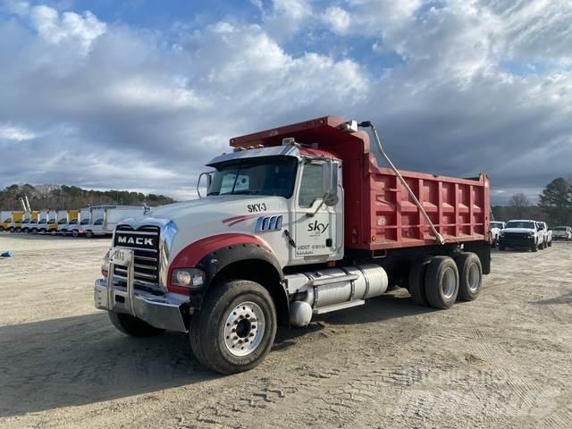 Mack GU713 Kiper kamioni