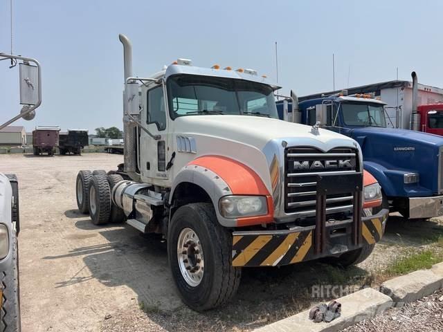 Mack GU713 Traktorske jedinice