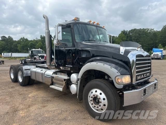 Mack GU713 Traktorske jedinice