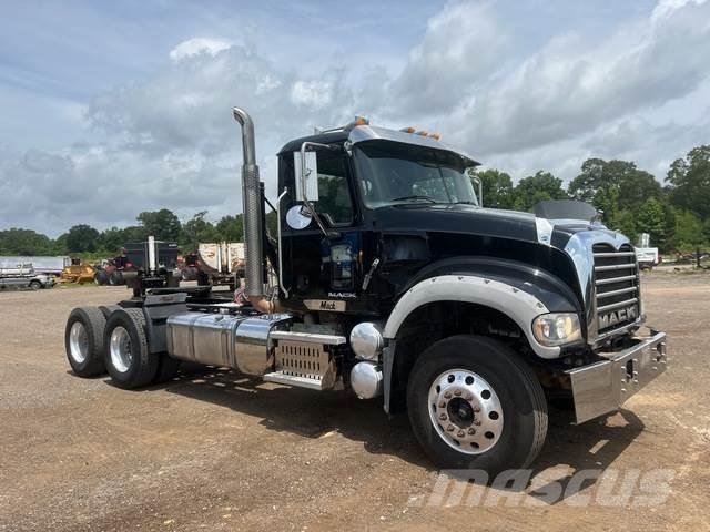 Mack GU713 Traktorske jedinice
