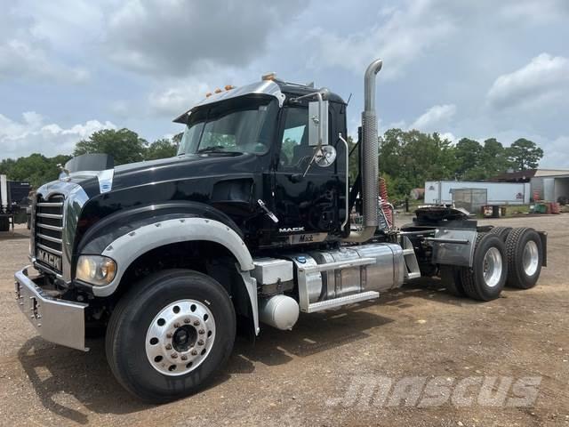 Mack GU713 Traktorske jedinice