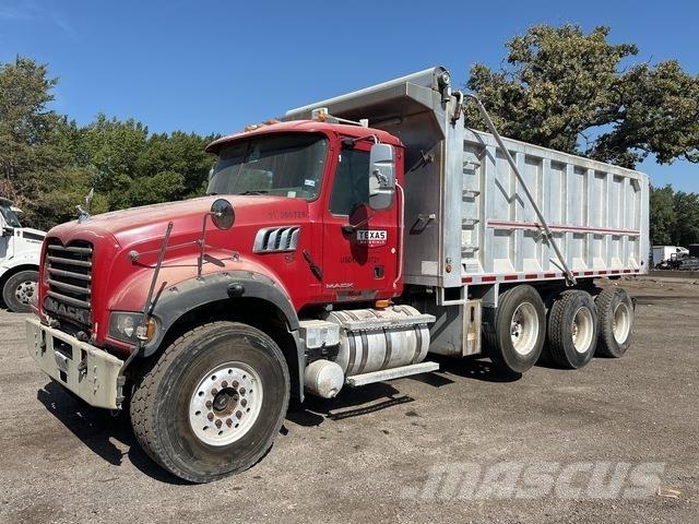 Mack GU713 Kiper kamioni