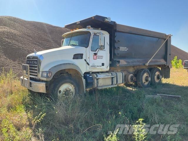 Mack GU713 Kiper kamioni
