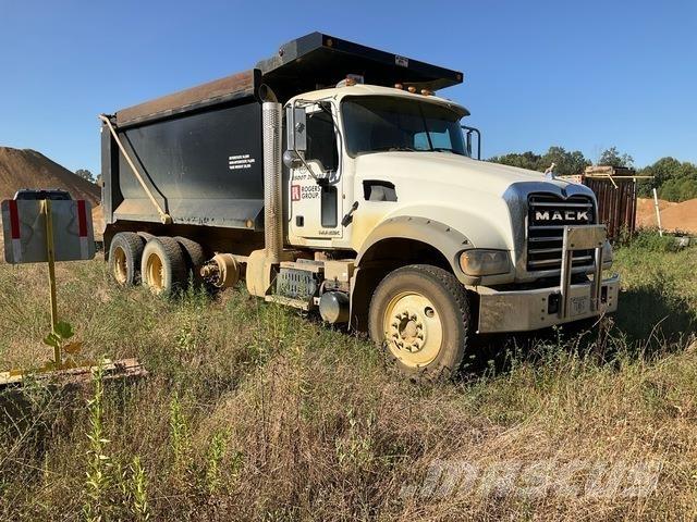 Mack GU713 Kiper kamioni