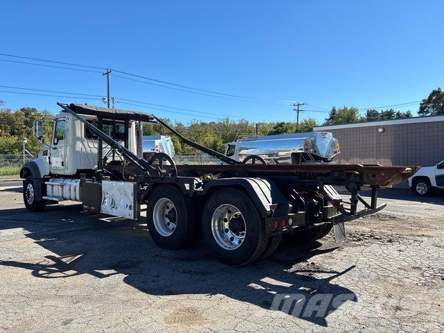 Mack GU713 Komunalni kamioni