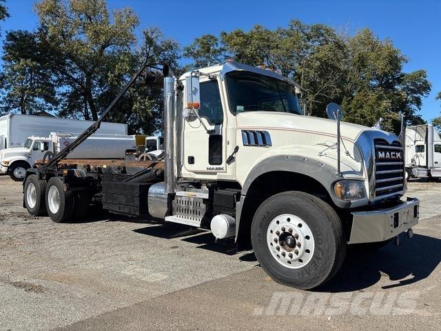 Mack GU713 Komunalni kamioni