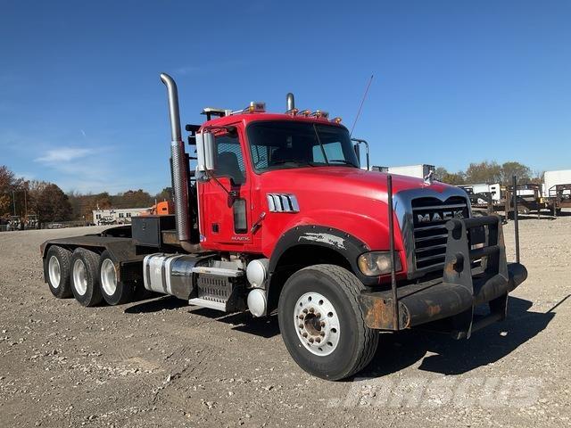 Mack GU713 Traktorske jedinice