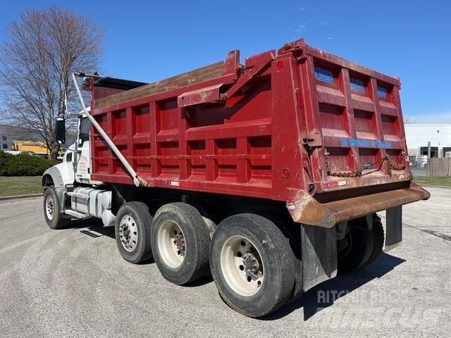 Mack GU714 Kiper kamioni