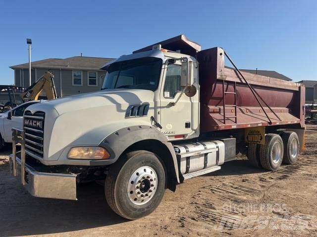 Mack GU813 Kiper kamioni