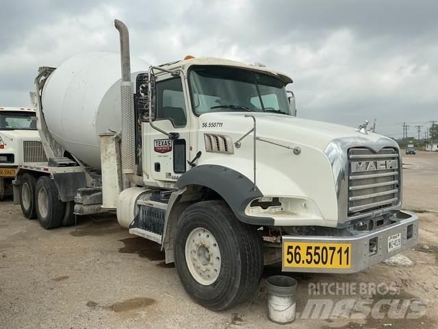Mack GU813 Ostali kamioni