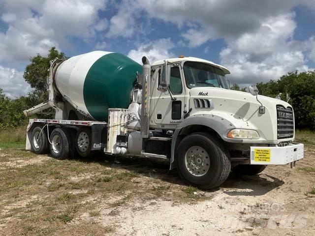 Mack GU813 Ostali kamioni