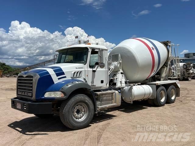 Mack GU813 Ostali kamioni