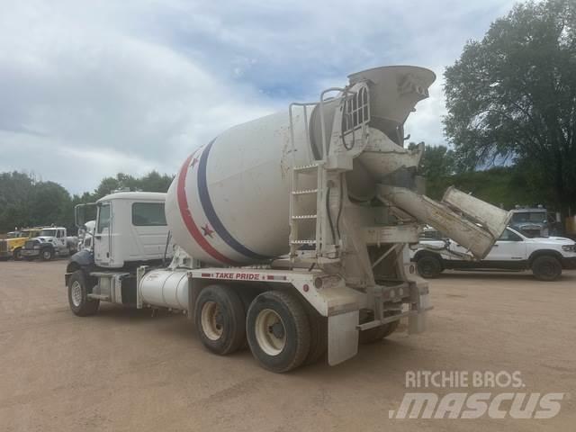 Mack GU813 Ostali kamioni