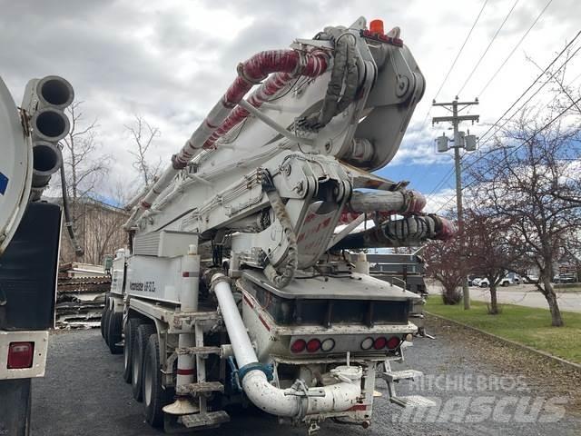 Mack MR688S Kamionske beton pumpe