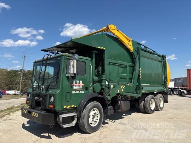 Mack MR690S Kamioni za otpad