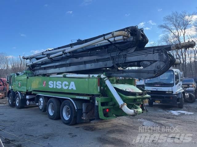 Mack MRU613 Kamionske beton pumpe