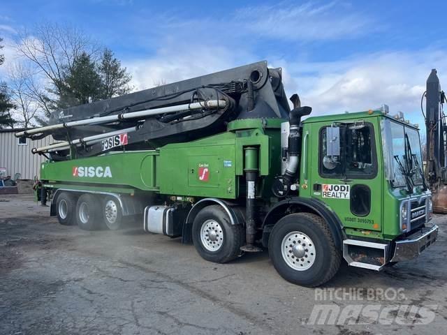 Mack MRU613 Kamionske beton pumpe