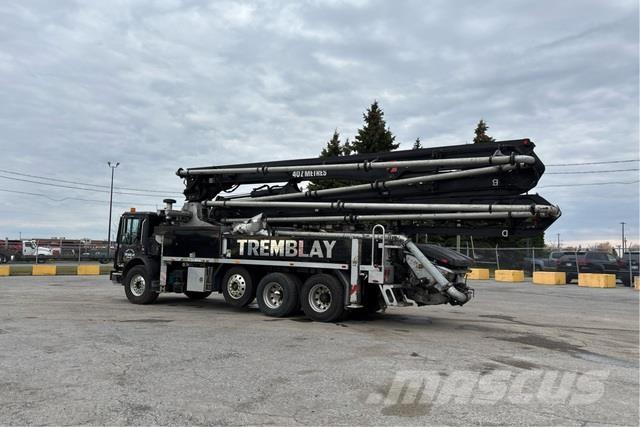 Mack MRU613 Kamionske beton pumpe