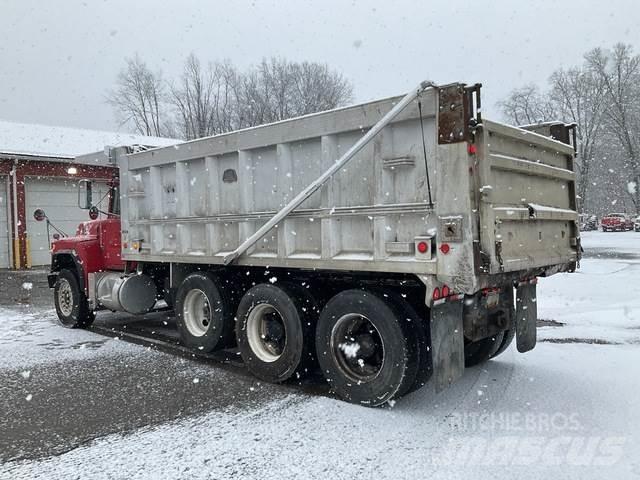 Mack RB688S Kiper kamioni